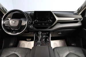 Внедорожник Toyota Highlander 2021 года, 5349000 рублей, Новосибирск