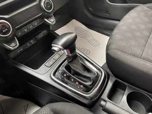 Седан Kia Rio 2017 года, 1325000 рублей, Красноярск