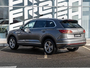 Внедорожник Volkswagen Touareg 2019 года, 5450000 рублей, Краснодар
