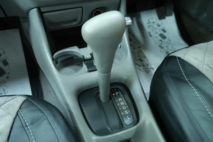 Седан Mazda Familia 2002 года, 289000 рублей, Омск