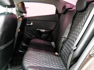 Седан Kia Rio 2017 года, 1050000 рублей, Красноярск