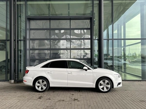 Седан Audi A3 2016 года, 1599000 рублей, Уфа