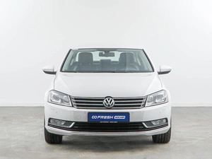 Седан Volkswagen Passat 2012 года, 1350050 рублей, Москва