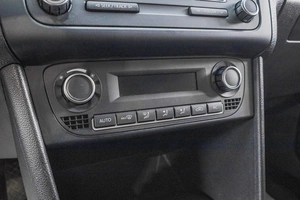 Седан Volkswagen Polo 2011 года, 999000 рублей, Барнаул