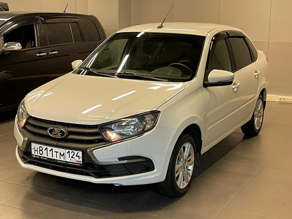 Седан ВАЗ (LADA) Granta 2023 года, 897000 рублей, Красноярск