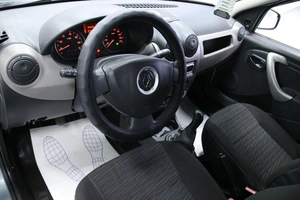 Седан Renault Logan 2011 года, 528000 рублей, Солонцы