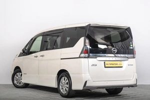 Минивэн Nissan Serena 2018 года, 1949000 рублей, Томск