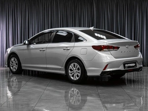 Седан Hyundai Sonata 2019 года, 1749000 рублей, Тюмень