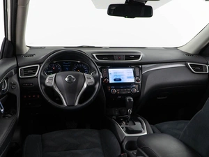 Внедорожник Nissan X-Trail 2015 года, 1743055 рублей, Москва