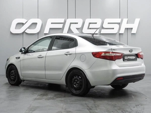 Хетчбэк Kia Rio 2012 года, 799000 рублей, Воронеж