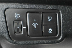 Седан Hyundai Solaris 2019 года, 1379000 рублей, Тюмень