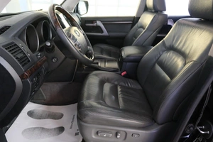 Внедорожник Toyota Land Cruiser 2010 года, 3199000 рублей, Омск