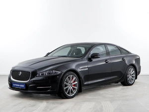 Седан Jaguar XJ 2014 года, 2669900 рублей, Москва