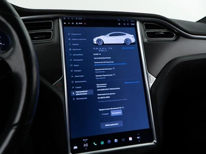 Лифтбек Tesla Model S 2017 года, 2951444 рублей, Москва