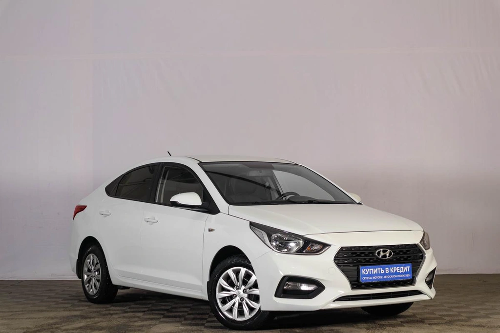 Седан Hyundai Solaris 2017 года, 1259000 рублей, Тюмень