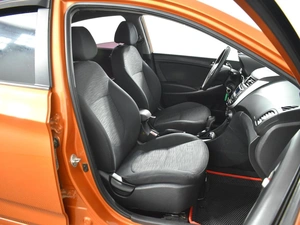 Седан Hyundai Solaris 2015 года, 1099900 рублей, Казань