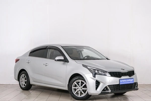 Седан Kia Rio 2020 года, 1809000 рублей, Красноярск