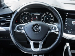 Внедорожник Volkswagen Touareg 2019 года, 4150000 рублей, Ставрополь