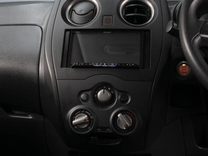 Хетчбэк Nissan Note 2018 года, 1130000 рублей, Омск