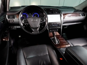 Седан Toyota Camry 2018 года, 2499000 рублей, Воронеж