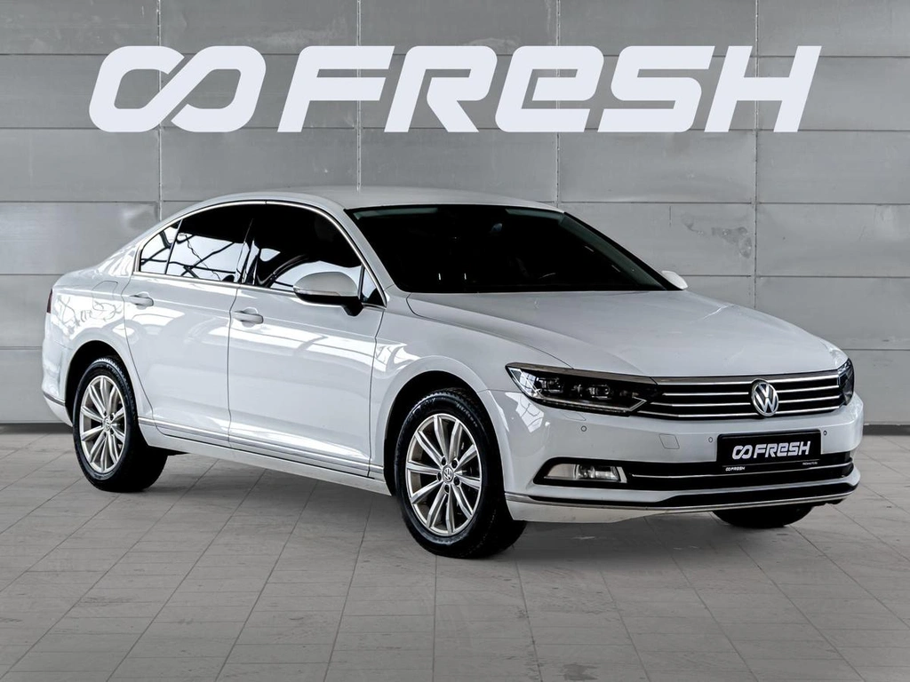 Седан Volkswagen Passat 2017 года, 2219000 рублей, Краснодар