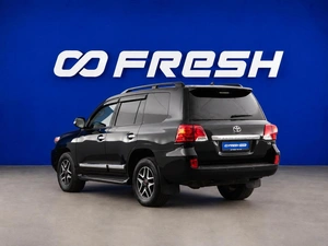 Внедорожник Toyota Land Cruiser 2013 года, 2999444 рублей, Москва