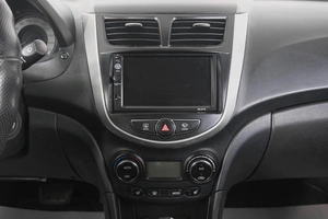 Седан Hyundai Solaris 2012 года, 799000 рублей, Кемерово