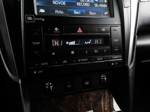 Седан Toyota Camry 2015 года, 2569000 рублей, Тюмень