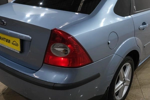 Седан Ford Focus 2006 года, 379000 рублей, Новокузнецк