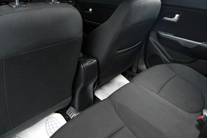 Седан Kia Rio 2014 года, 1049000 рублей, Тюмень