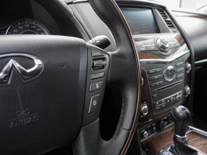 Внедорожник Infiniti QX56 2010 года, 1799000 рублей, Волгоград