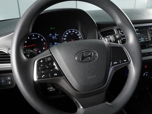 Седан Hyundai Solaris 2021 года, 1715000 рублей, Минеральные Воды