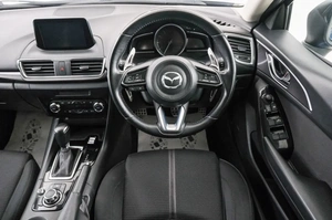 Седан Mazda Axela 2016 года, 1399000 рублей, Красноярск
