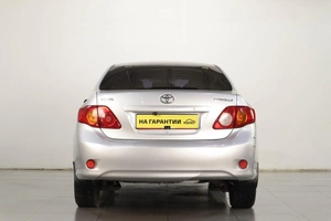 Седан Toyota Corolla 2007 года, 799000 рублей, Челябинск