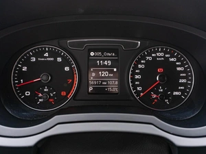 Внедорожник Audi Q3 2017 года, 1899000 рублей, Тюмень