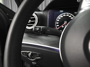 Седан Mercedes-benz E-класс 2018 года, 3125000 рублей, Ставрополь