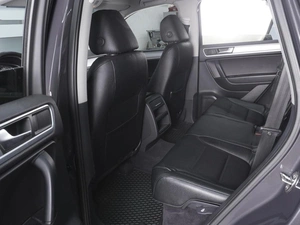 Внедорожник Volkswagen Touareg 2012 года, 2000000 рублей, Ростов-на-Дону