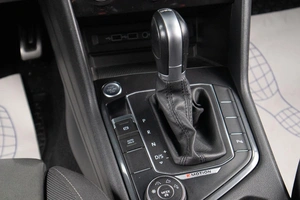 Внедорожник Volkswagen Tiguan 2018 года, 2899000 рублей, Оренбург