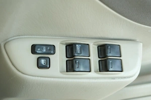 Внедорожник Toyota RAV4 2000 года, 759000 рублей, Омск