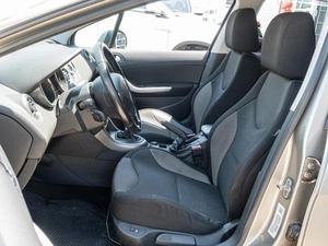 Хетчбэк Peugeot 308 2011 года, 515000 рублей, Краснодар