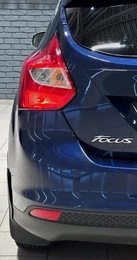 Универсал Ford Focus 2012 года, 997000 рублей, Красноярск