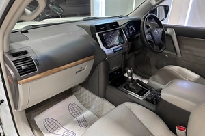 Внедорожник Toyota Land Cruiser Prado 2019 года, 4677000 рублей, Красноярск