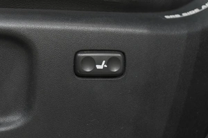 Седан Toyota Avensis 2006 года, 899000 рублей, Новокузнецк