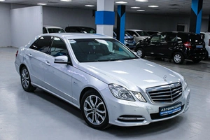 Седан Mercedes-benz E-класс 2012 года, 1998000 рублей, Солонцы