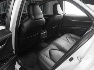 Седан Toyota Camry 2021 года, 3499000 рублей, Тюмень