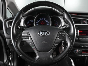 Хетчбэк Kia Ceed 2016 года, 1519000 рублей, Ростов-на-Дону