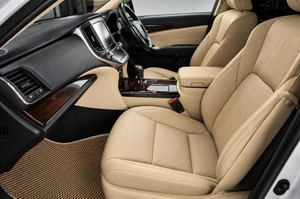 Седан Toyota Crown 2016 года, 2579000 рублей, Челябинск