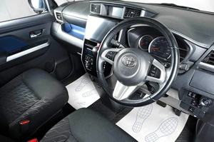 Минивэн Toyota Roomy 2020 года, 1319000 рублей, Тюмень