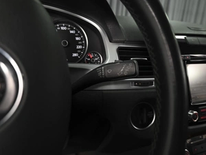 Внедорожник Volkswagen Touareg 2012 года, 1998000 рублей, Ставрополь