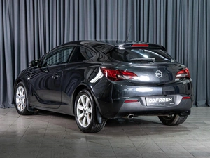 Хетчбэк Opel Astra GTC 2011 года, 840000 рублей, Волгоград